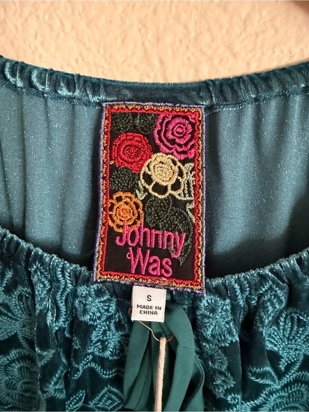 Johnny Was Carmel Crushed Velvet Relaxed Blouse Teal Embroidered Size Small NWT